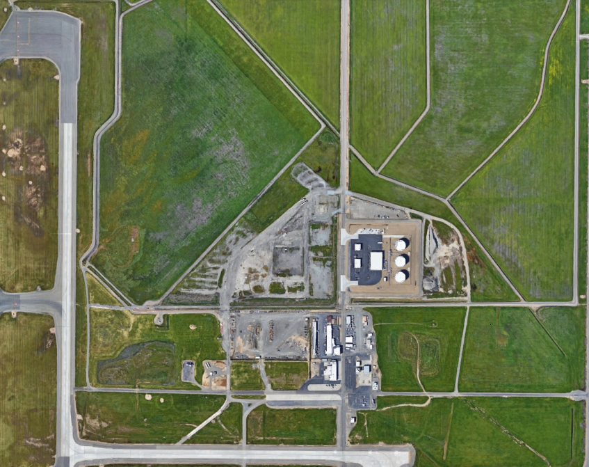 Metal Throne Fuel Yard Render